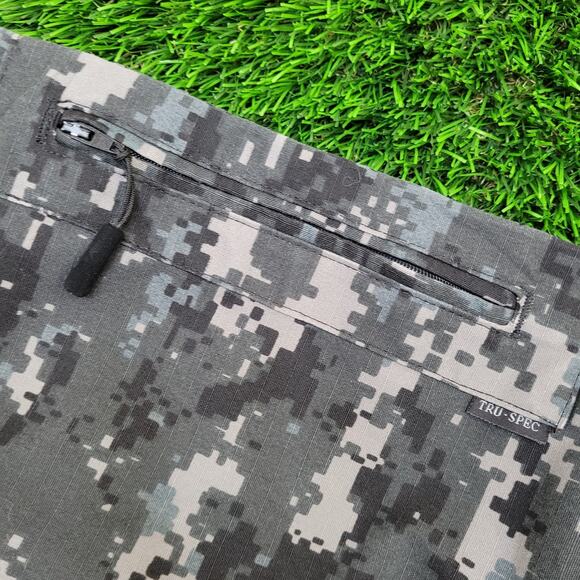 TRU-Spec Tactical Military Combat Shirt M/L 20x27 Black - Picture 11 of 14